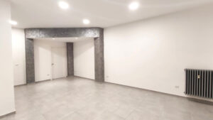 Locale commerciale in centro storico Vercelli - ristrutturazione